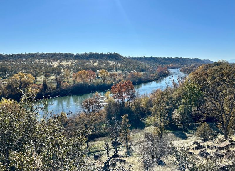 The Overlooked California Town Where Retirement Dreams Start Around $300,000 - Decor Hint The Sacramento River And Outdoor Access Right At The Doorstep