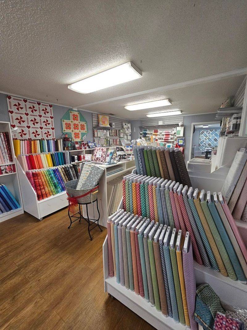 Country Quilts And Bears