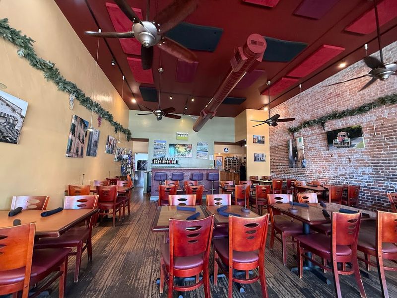 tre Pazzi Trattoria, Auburn