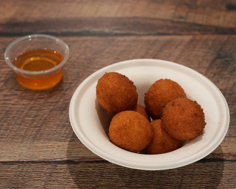 This Cajun Spot In California Is Full Of Flavor You Will Not Forget - Decor Hint Beignets Add A Sweet New Orleans Detail