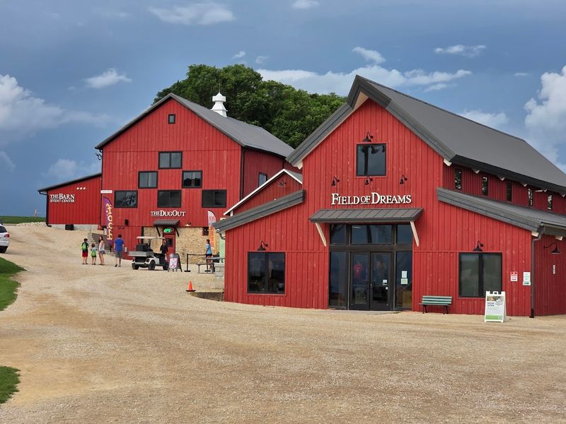 Travelers Keep Returning To This Historic Iowa Field Of Dreams Location - Decor Hint Why People Keep Coming Back Year After Year