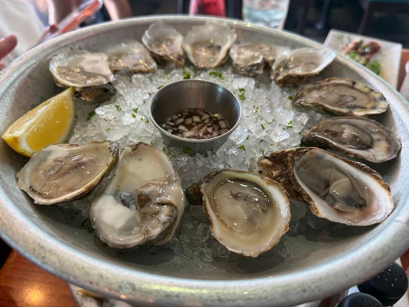 G&B Oyster Bar