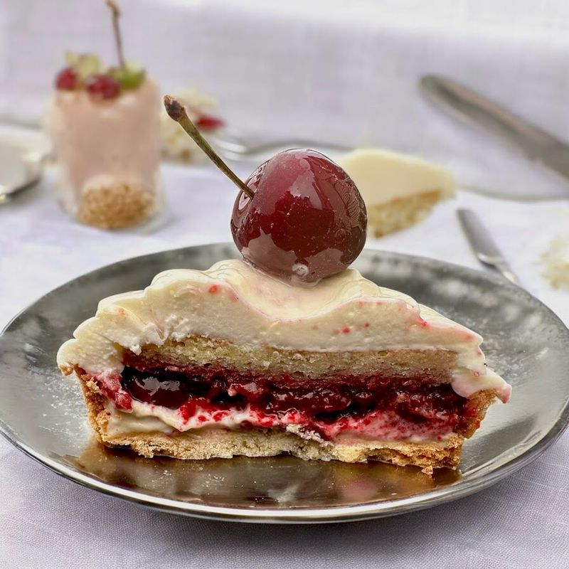 10 Massachusetts Bakeries And Cafés That Make Mornings Feel Perfect - Decor Hint Colette French Bakery