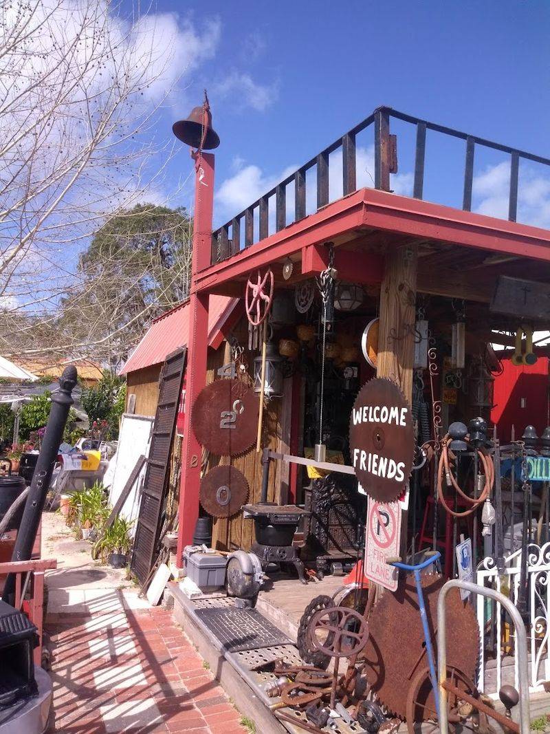 One Florida Market Feels Like A Maze Full Of Bargains And Surprises - Decor Hint Practical Tips For First-Time Visitors