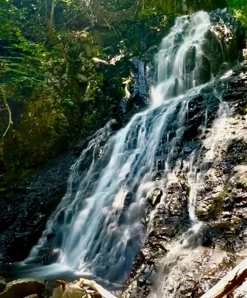 Roaring Brook Falls, Cheshire