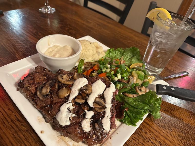 Snake River Grill