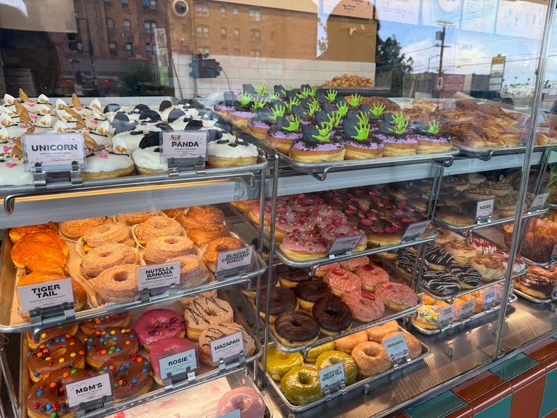 California Donuts, Los Angeles
