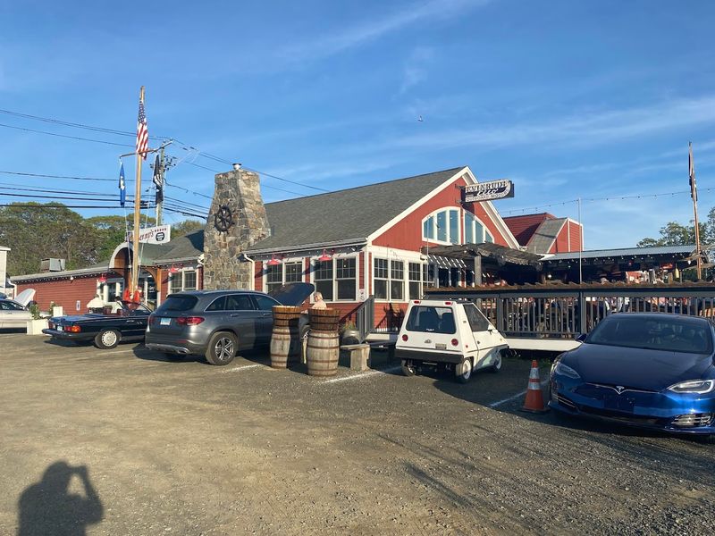 Find Lobster Rolls At Local Favorites Like Lenny's