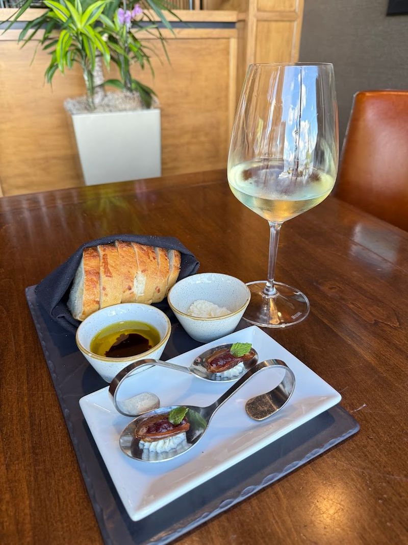 Details That Shape The Dinner Experience