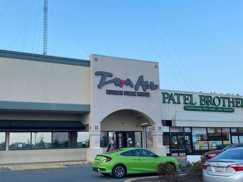 10 Maryland Buffets And Restaurants That Truly Deliver On Endless Portions - Decor Hint Iron Age