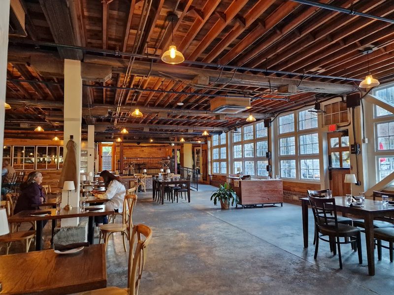 Honeysuckle Dining And Bourbon House