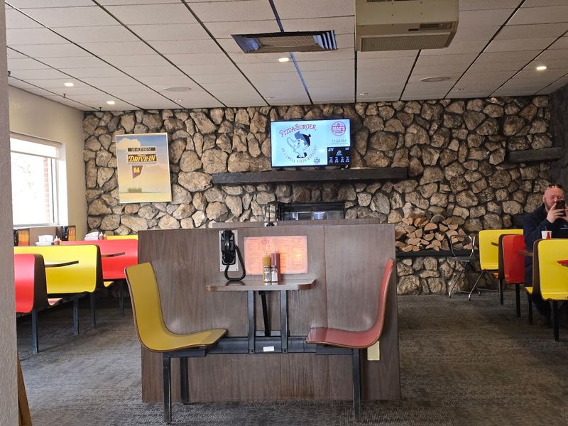 Mac's Drive-In