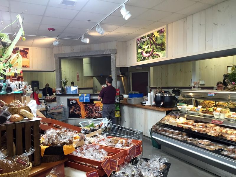 New Morning Market, Woodbury