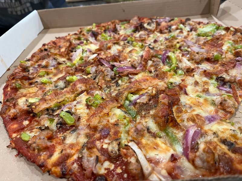 Missouri Has 10 Restaurants Where The Wait Has Become Part Of The Experience Because The Food Makes It Worth It - Decor Hint Imo's Pizza