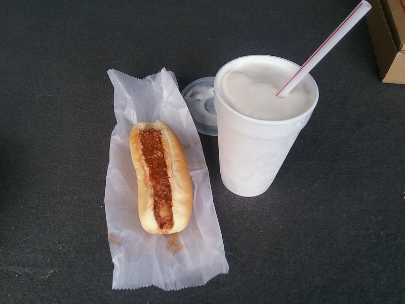 The Tiny Ice Cream Shop In West Virginia Where Every Sundae Feels Like A Special Occasion - Decor Hint Milkshakes Thick Enough To Test Your Patience