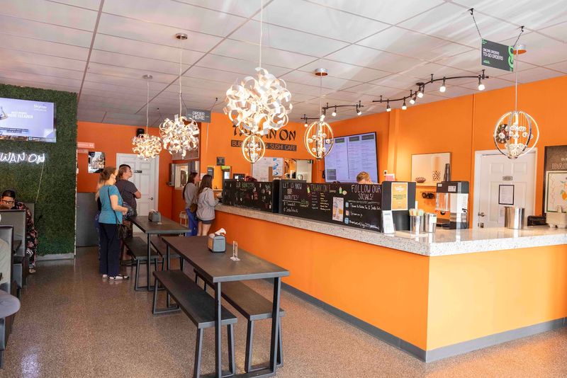 Taiwan On Bubble Tea & Sushi Cafe