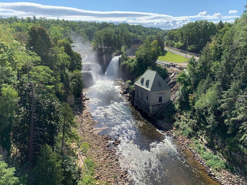 12 Beautiful Places In New York State For Summer Travel Inspiration - Decor Hint Ausable Chasm