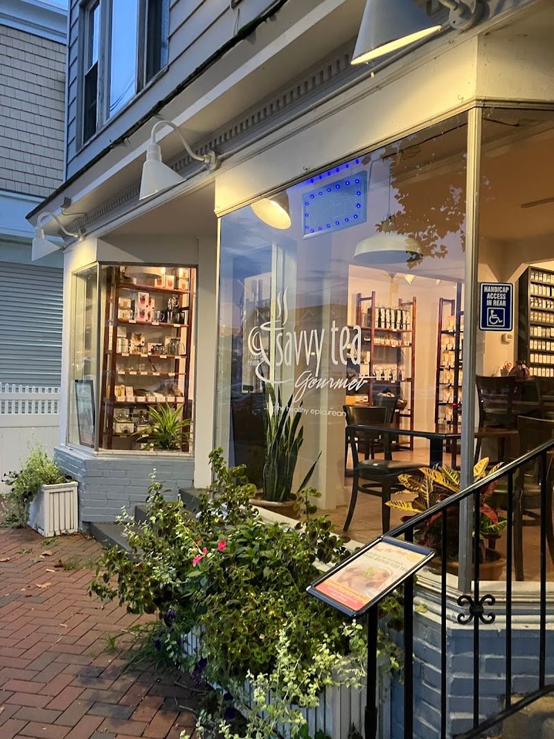Savvy Tea Gourmet, Madison