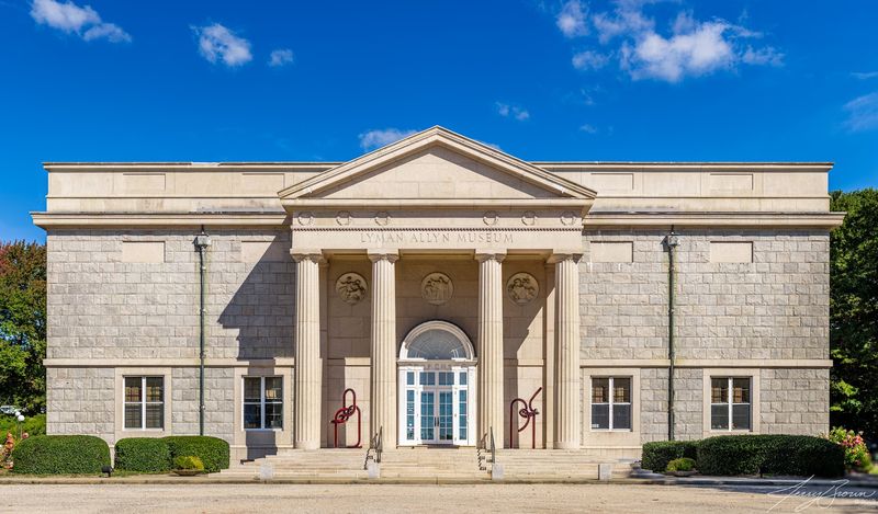 10 Inspiring Connecticut Places Every Art Lover Should Visit At Least Once - Decor Hint Lyman Allyn Art Museum, New London