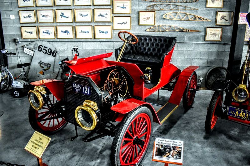 The Historic Oregon Aviation Museum That Will Leave Plane Lovers Completely Amazed - Decor Hint Antique Automobiles That Steal The Show