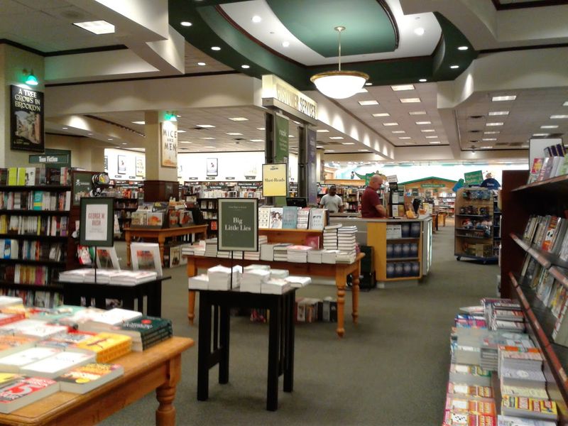 Barnes & Noble Modesto