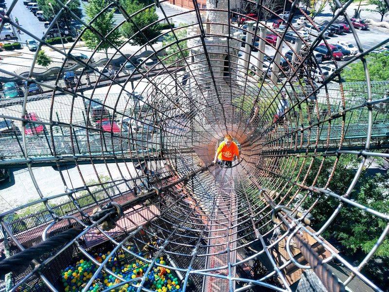 The Outdoor Jungle Gym That Has No Rules