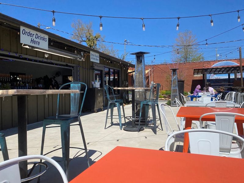 Dog-Friendly Dining Done Right