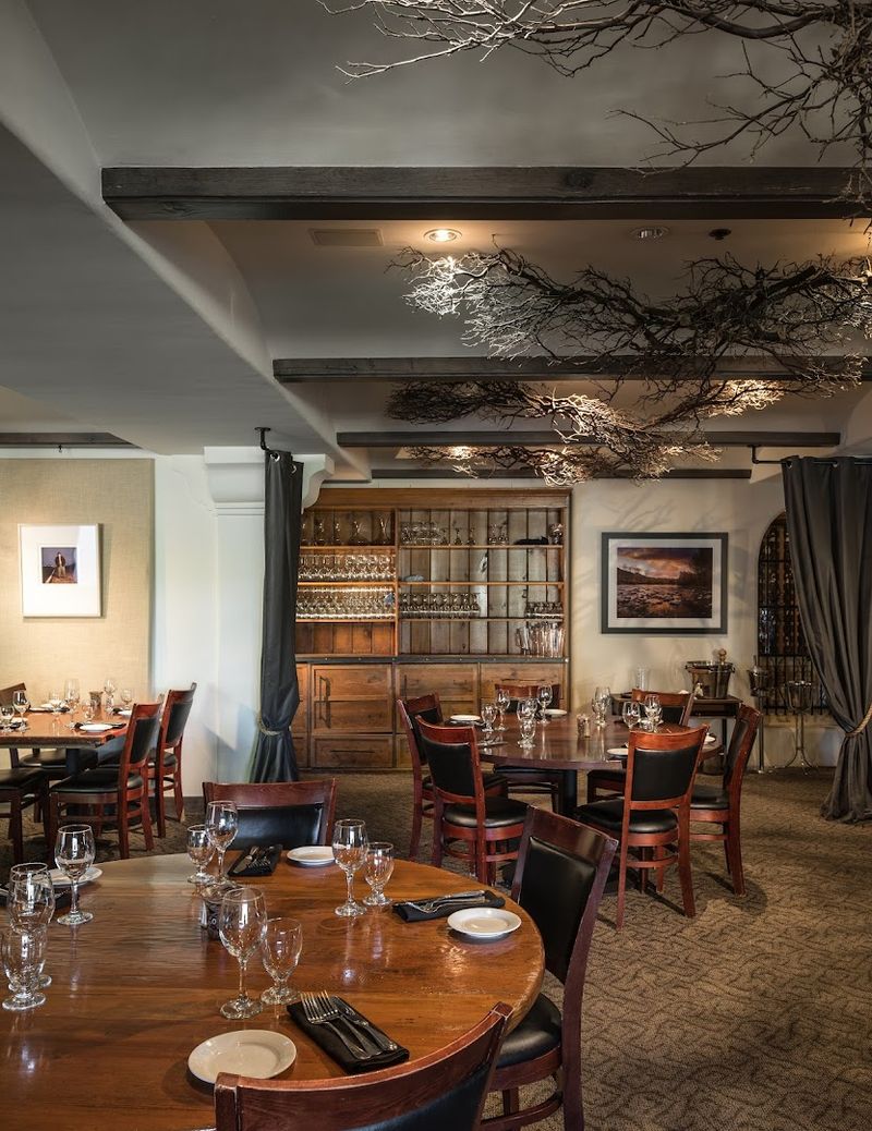 These Sun Valley Idaho Restaurants Feel Like Local Secrets - Decor Hint The Grill At Knob Hill