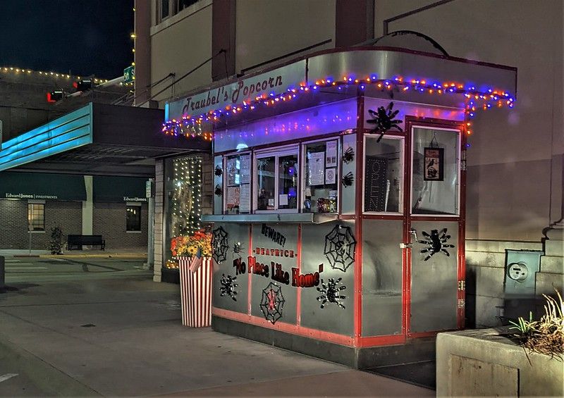 Traubel's Popcorn Stand, Beatrice