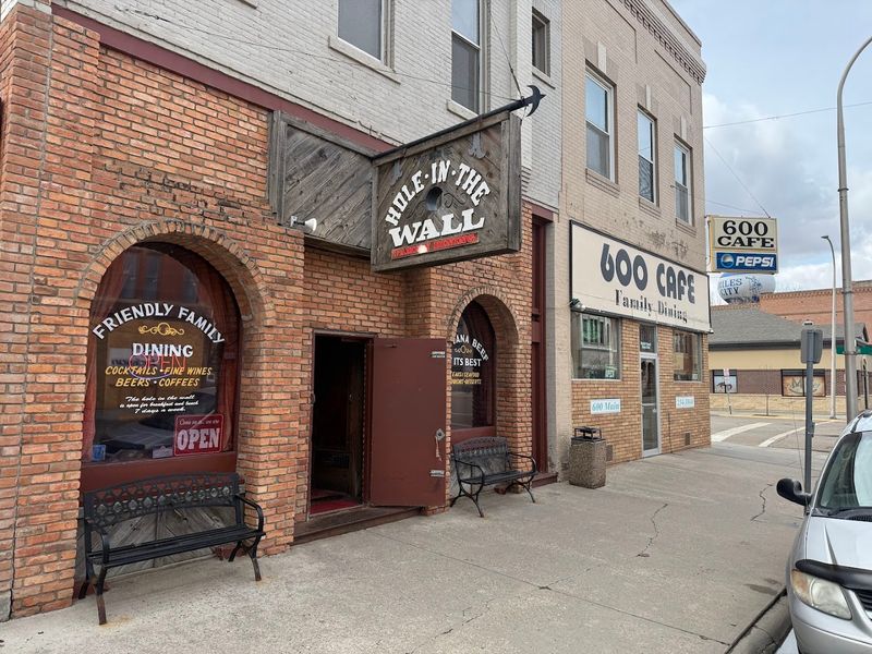 Montana Locals Swear This $7.75 Breakfast Beats Anything From A Chain Restaurant - Decor Hint What Miles City Knows That Chain Restaurants Forgot
