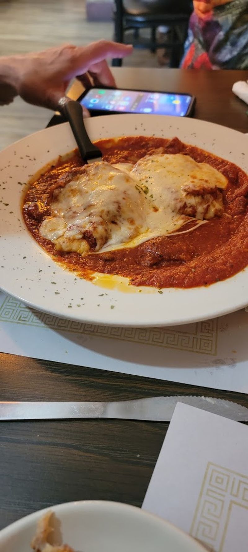 The Wisconsin Restaurant Where Pizza Has Been Stealing The Spotlight For Years - Decor Hint Pasta That Refuses To Play Second Fiddle