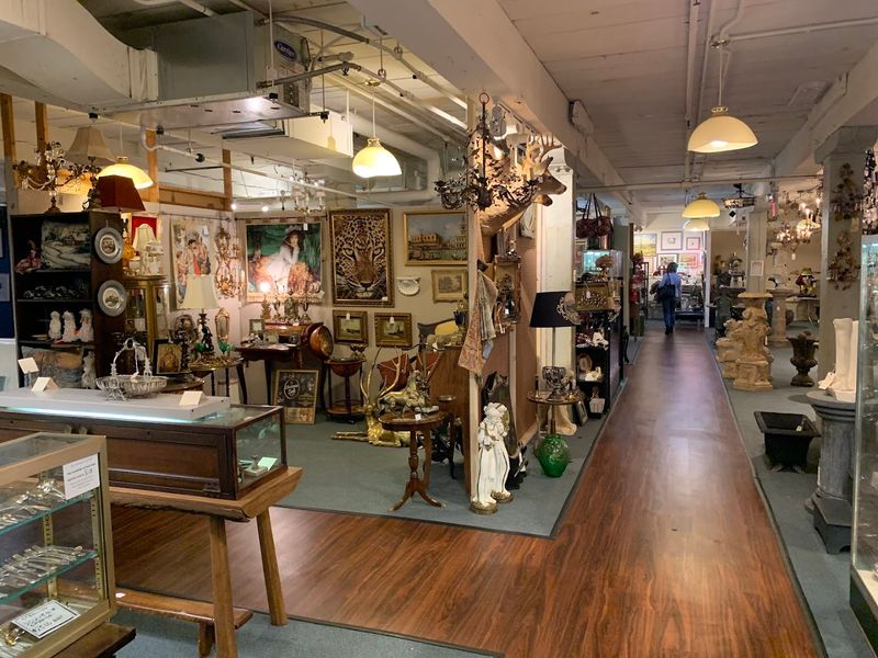 10 Maryland Antique Stores Packed With Vintage Treasures And Bargains - Decor Hint The Antique Center At Historic Savage Mill