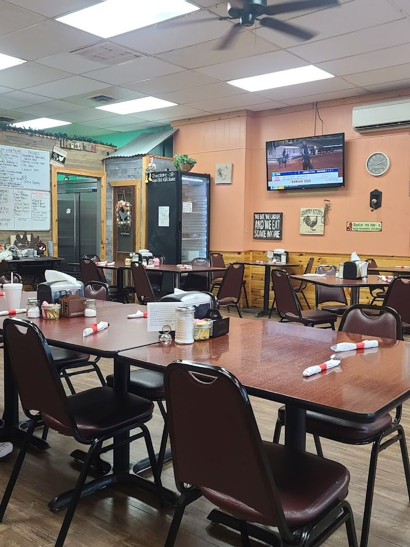 Crystal's Country Diner
