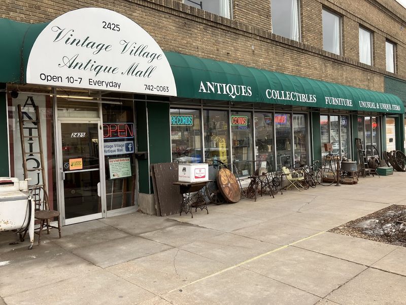 A Convenient Downtown Lincoln Stop
