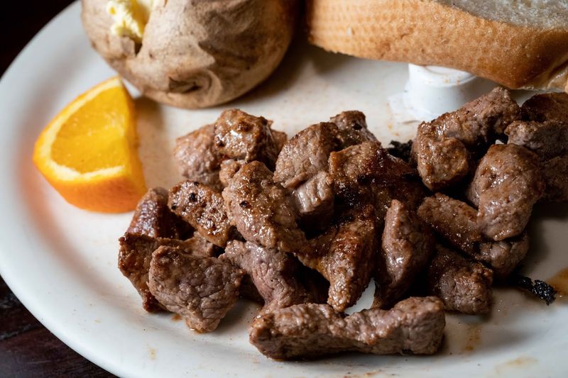A Menu Built Around Steak, Not Around Trends