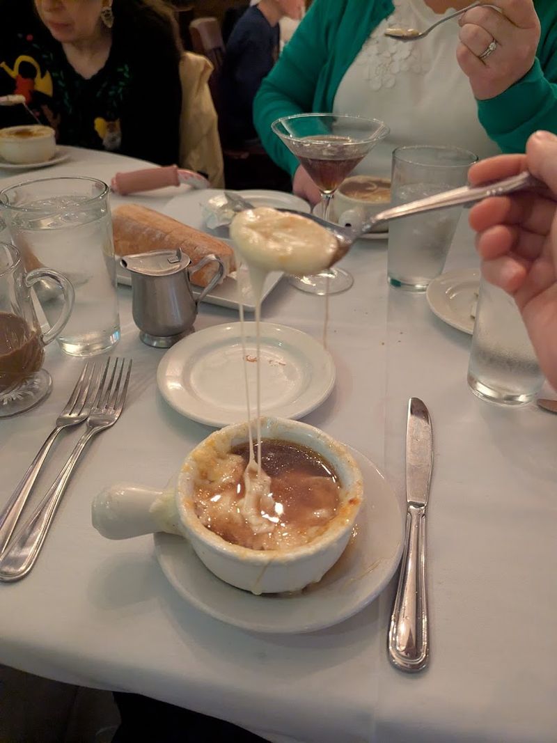 The Famous French Onion Soup You Cannot Skip