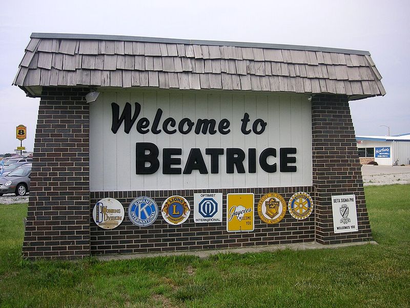 The Gorgeous Town In Nebraska Where Couples Can Live Mostly On Social Security - Decor Hint Housing Costs That Actually Make Sense On A Fixed Income