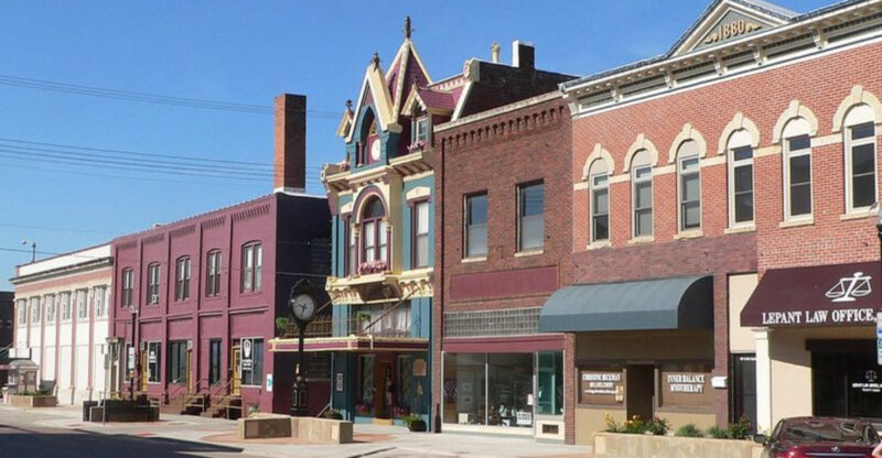 The Gorgeous Town In Nebraska Where Couples Can Live Mostly On Social Security