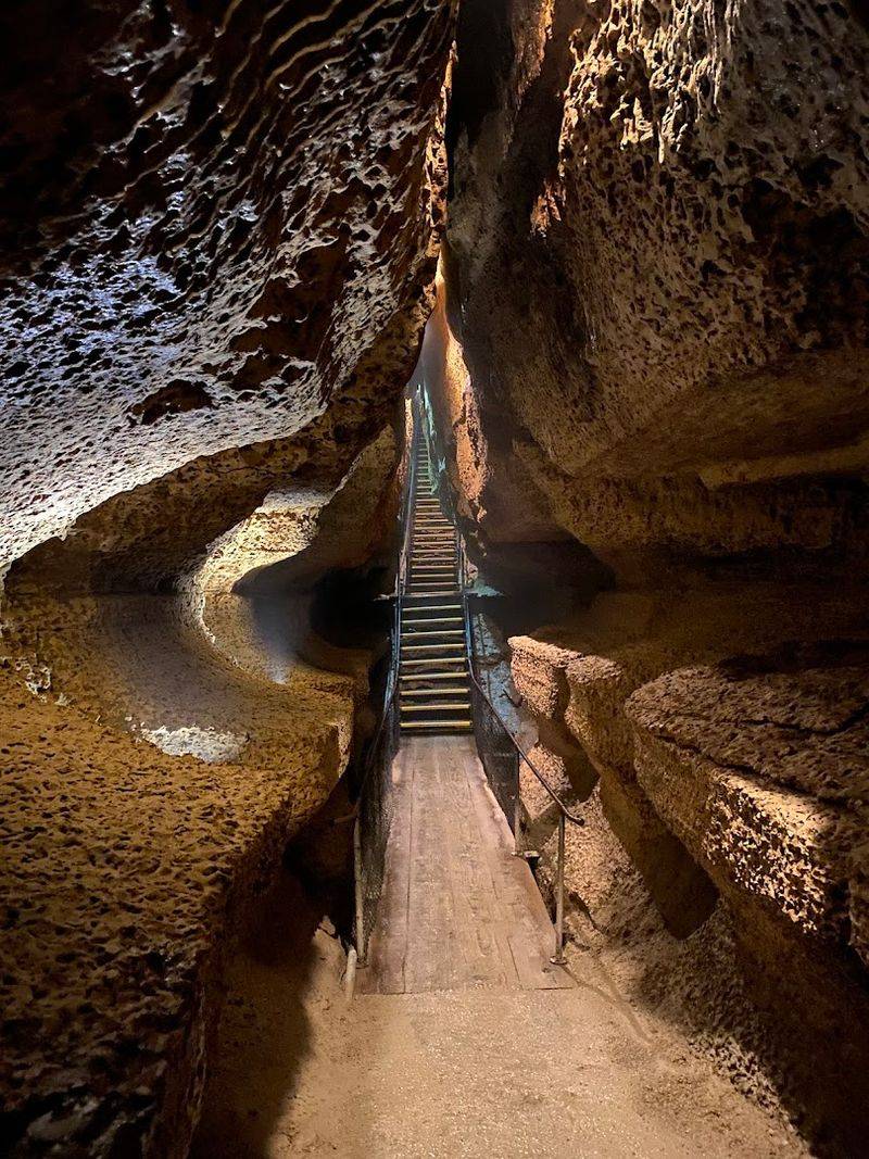 This Massive Underground Cave In Minnesota Feels Like Another World Beneath The Surface - Decor Hint An Underground Wedding Chapel Unlike Anything Above Ground