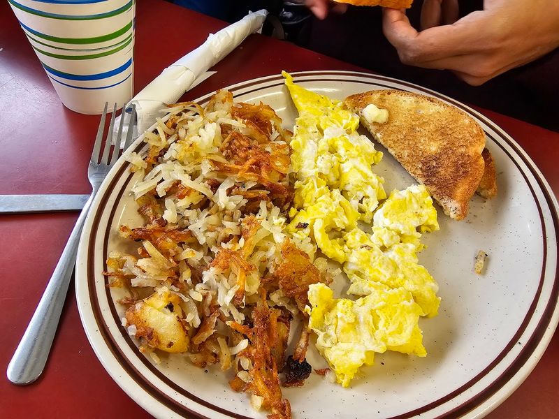 What To Order When You Want A No-Frills Morning Meal