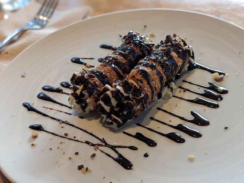 This Famous North Carolina Pizza Spot Prepares Food In A Wood-Fired Oven - Decor Hint Desserts That Finish The Meal Beautifully