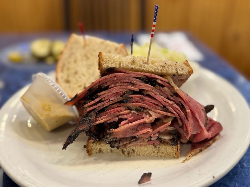 One New Jersey Deli Is Famous For Its Truly Enormous Sandwiches - Decor Hint Pastrami That Rewrites Rules