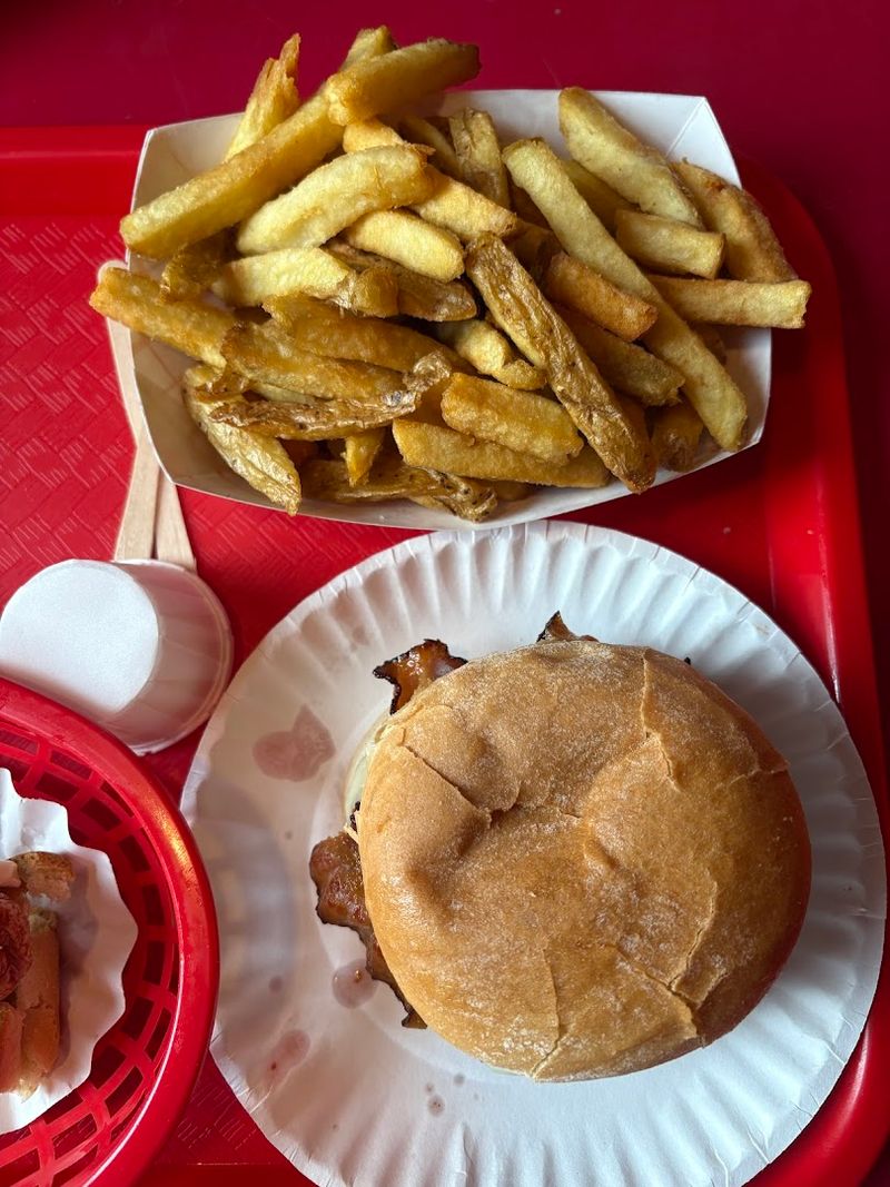 This No-Frills Connecticut Restaurant Is Winning Fans With Its Legendary Hot Dogs - Decor Hint A Menu That Knows What It Is