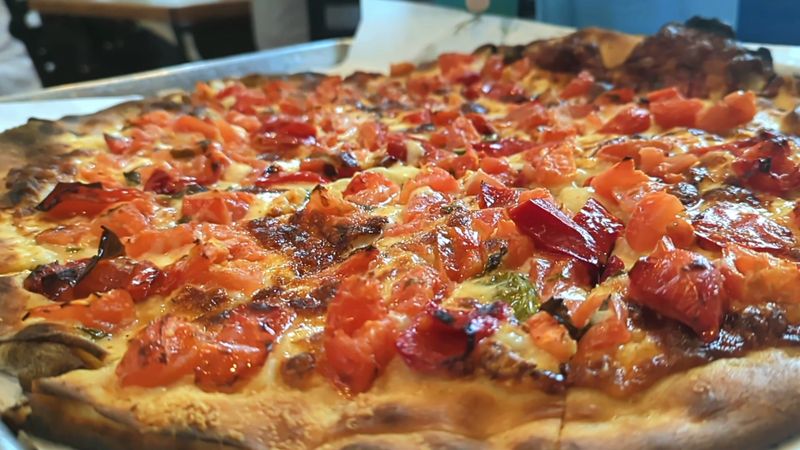 This Connecticut Restaurant Serves White Clam Pizza People Cannot Stop Talking About - Decor Hint A Menu That Goes Beyond The Famous Clam Pie
