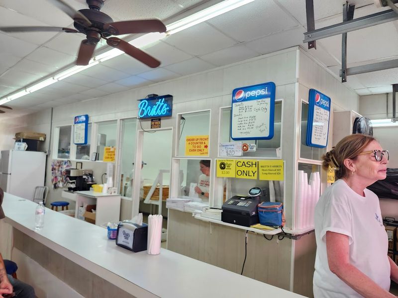 This Small North Carolina Donut Shop Has Made-From-Scratch Donuts Known Around The World - Decor Hint Cash Only And Proud Of It