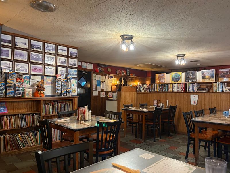 The Traveler Restaurant, Union
