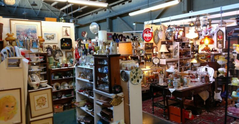 The Massive Antique Mall In California That’ll Take Your Treasure Hunt To A Whole New Level