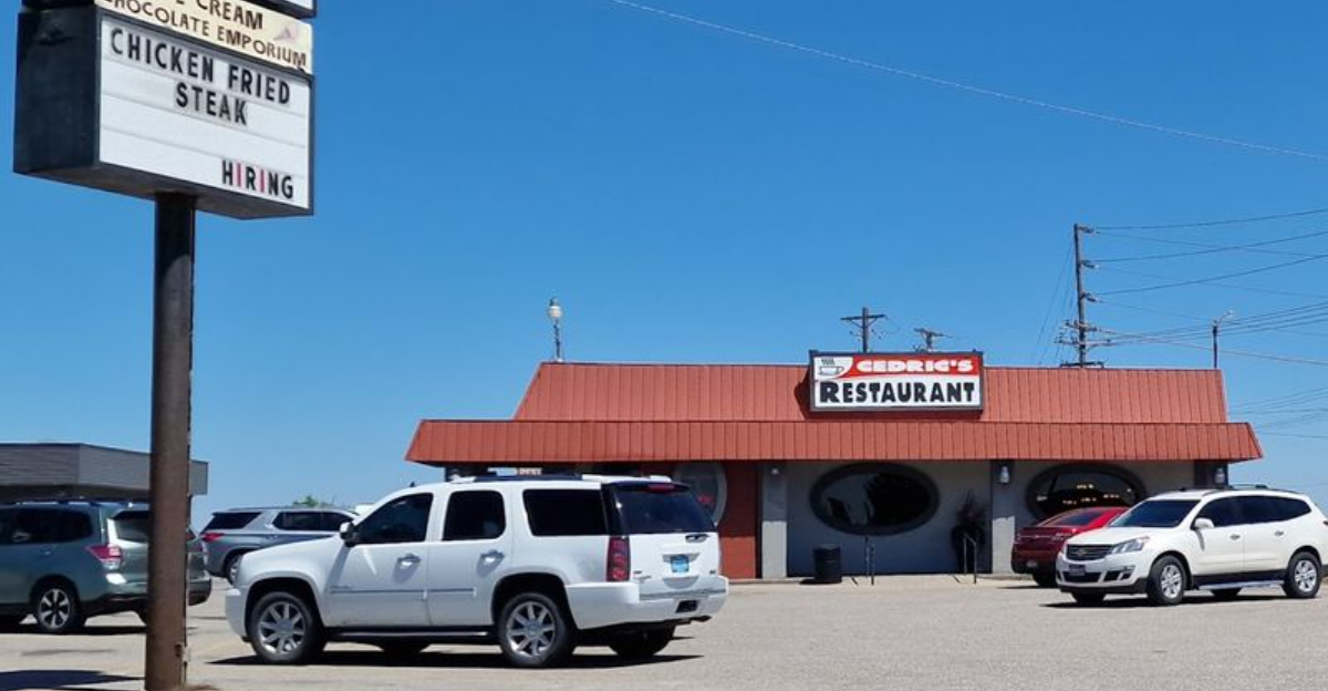 The Meatloaf At This Classic Diner In Idaho Is So Good Its Worth A Road Trip - Decor Hint