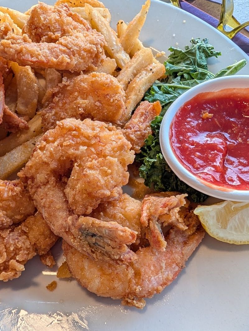 This Florida Beachfront Restaurant Makes A Grouper Sandwich You Won't Forget - Decor Hint Breakfast At The Beach
