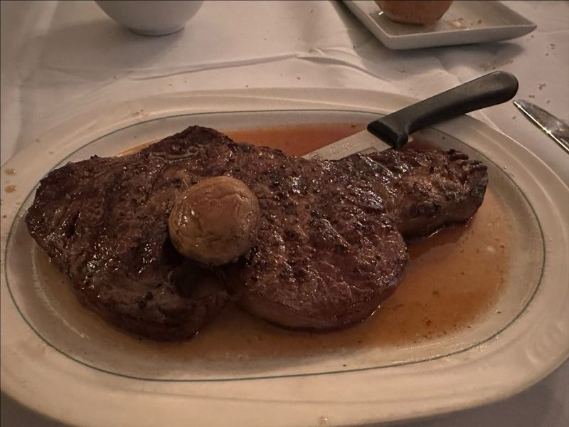 Prime Rib That Commands Respect On The Plate